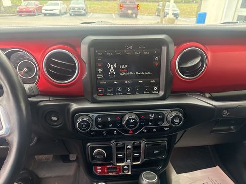 Used 2021 Jeep Gladiator Rubicon image 11