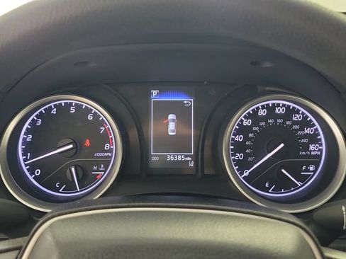 Used 2024 Toyota Camry LE FWD image 27