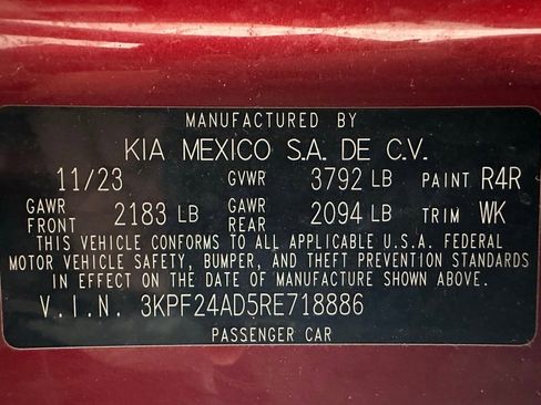 Used 2024 Kia Forte LXS image 11