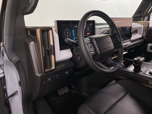 Used 2024 GMC Hummer EV 2X image 2