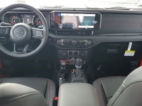 New 2025 Jeep Wrangler Unlimited Rubicon image 11