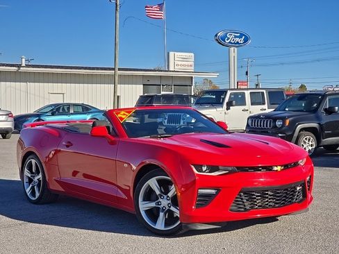 Used 2017 Chevrolet Camaro SS image 33