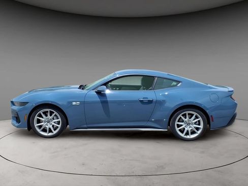 Certified 2025 Ford Mustang GT Premium RWD image 2
