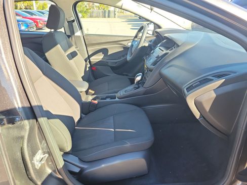 Used 2016 Ford Focus SE image 7