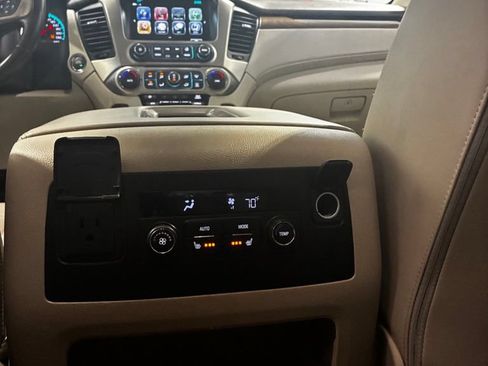 Used 2019 GMC Yukon Denali AWD/4WD image 35
