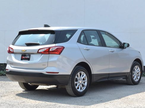 Used 2020 Chevrolet Equinox LS AWD/4WD image 5