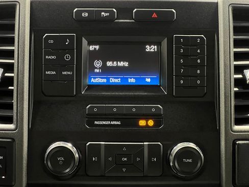 Used 2018 Ford F250 XL w/ Power Equipment Group image 24