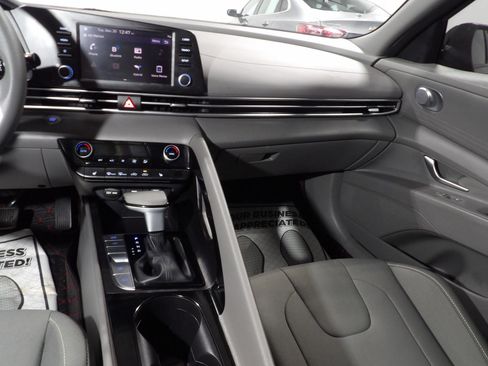 Used 2023 Hyundai Elantra Blue w/ Preferred Accessory Package image 14