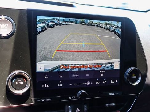 Certified 2025 Lexus NX 250 FWD image 26
