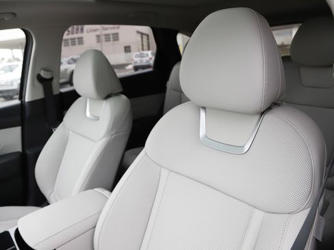 New 2026 Hyundai Tucson Limited image 12