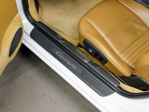 Used 1999 Porsche 911 GT3 RS image 72