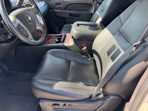 Used 2013 Chevrolet Tahoe LTZ image 18