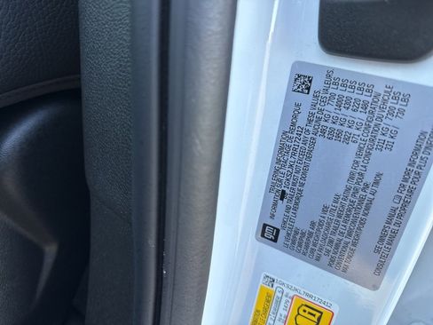 Used 2024 GMC Yukon XL Denali image 40