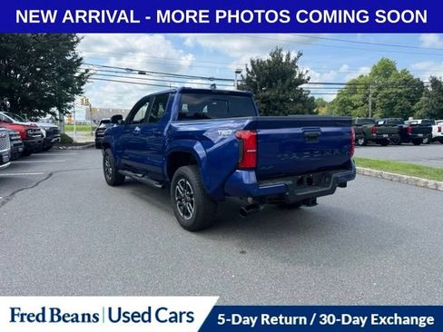 Used 2024 Toyota Tacoma TRD Sport w/ TRD Sport Upgrade Package AWD/4WD image 6