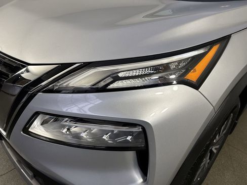 Certified 2022 Nissan Rogue SV AWD/4WD image 29
