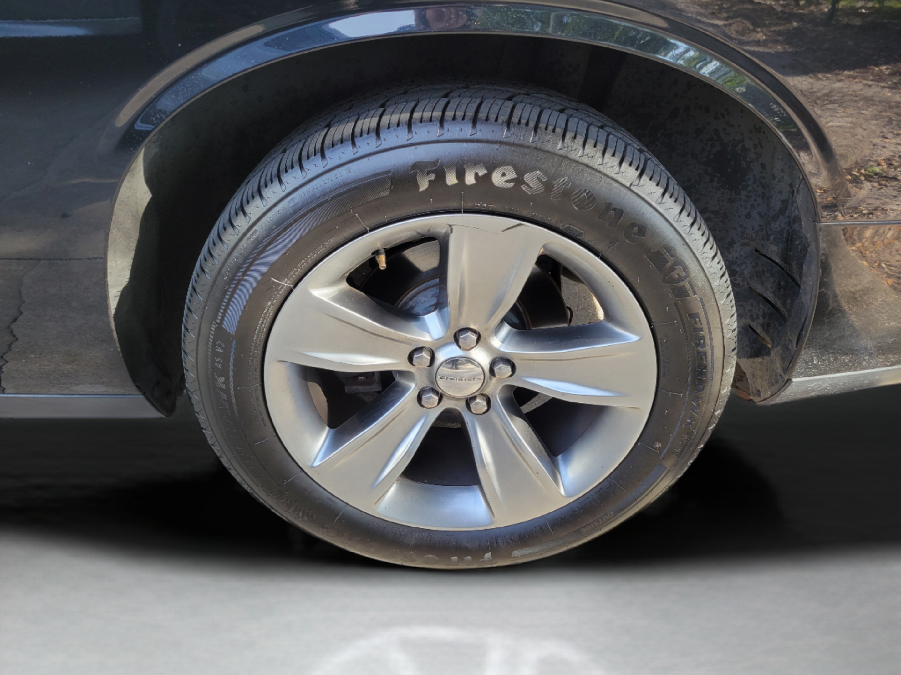 Used 2016 Dodge Challenger SXT RWD image 5