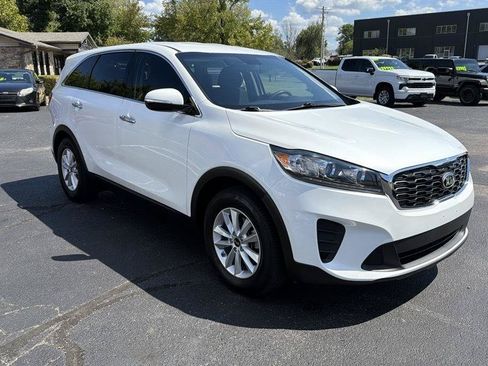 Used 2020 Kia Sorento LX FWD image 3