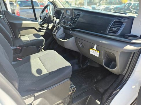 Used 2025 Ford Transit 250 Low Roof w/ Exterior Upgrade Package RWD image 10
