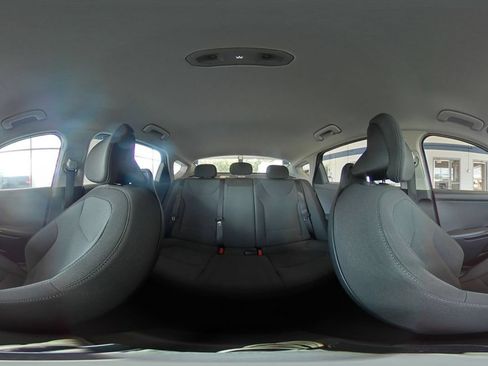 Used 2025 Kia K4 FWD image 41
