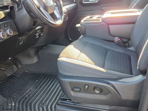 Used 2023 GMC Sierra 1500 Elevation AWD/4WD image 5