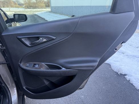 Used 2020 Chevrolet Malibu Premier FWD image 40