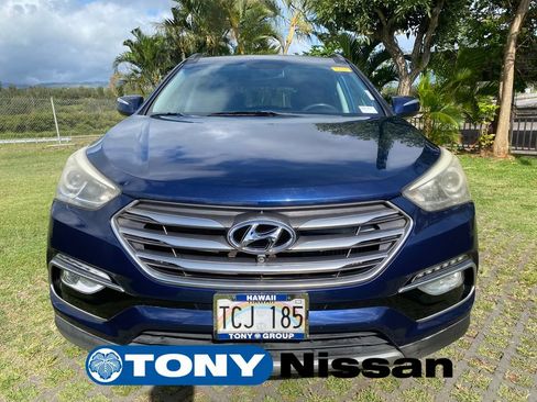 Used 2017 Hyundai Santa Fe Sport FWD image 2