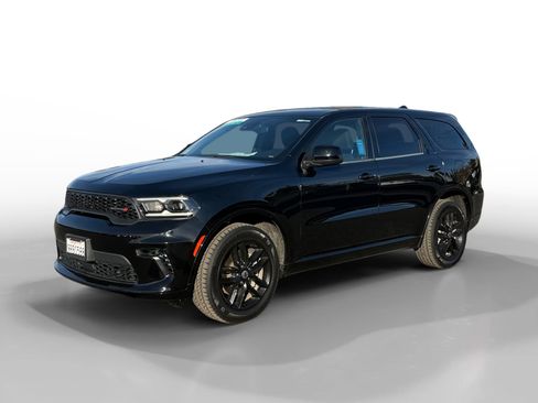 Used 2023 Dodge Durango GT image 1