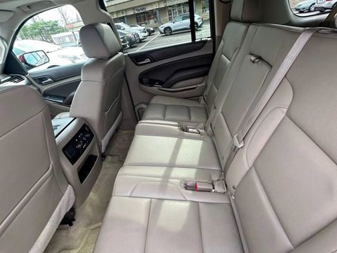 Used 2016 Chevrolet Suburban LT w/ Luxury Package image 24