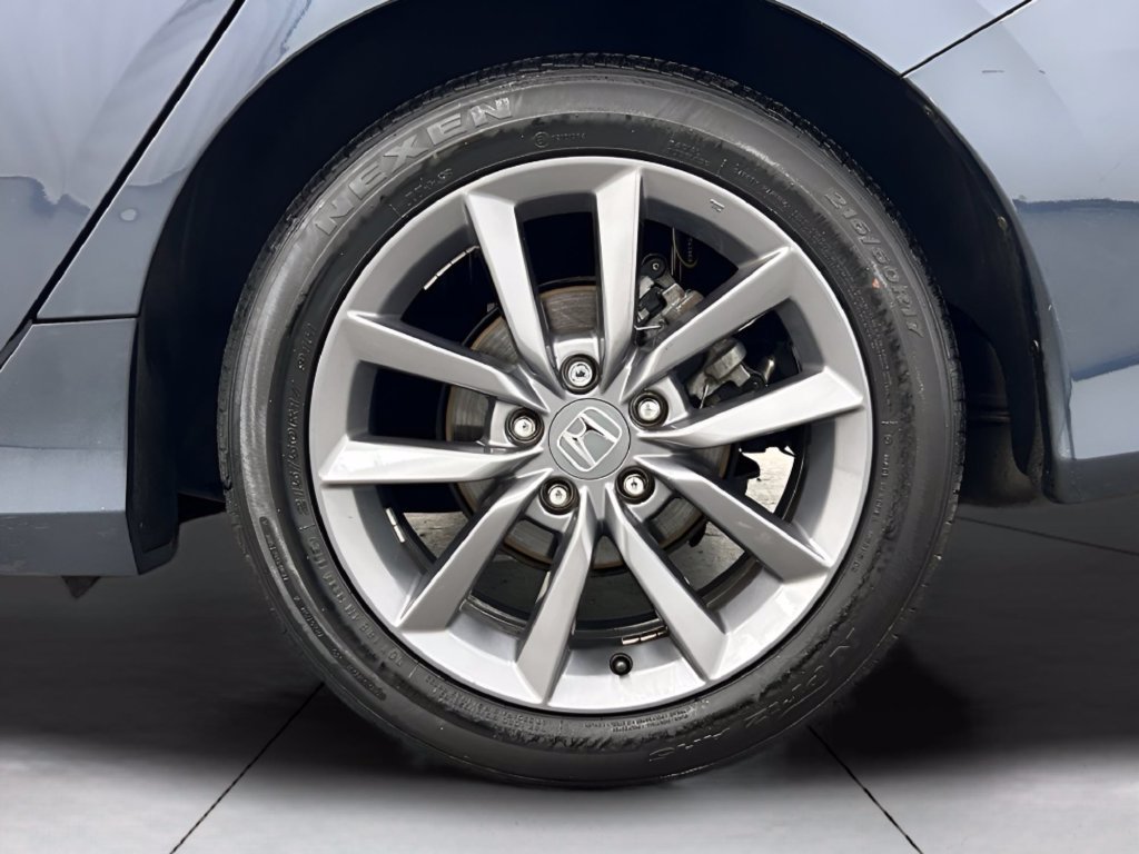 Used 2019 Honda Civic EX image 22