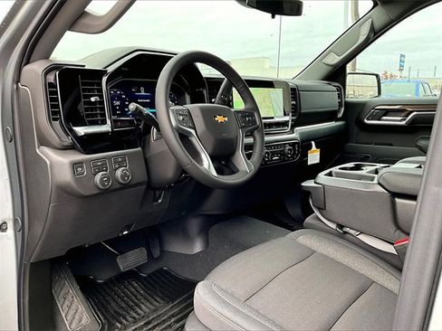 New 2026 Chevrolet Silverado 1500 LT image 8