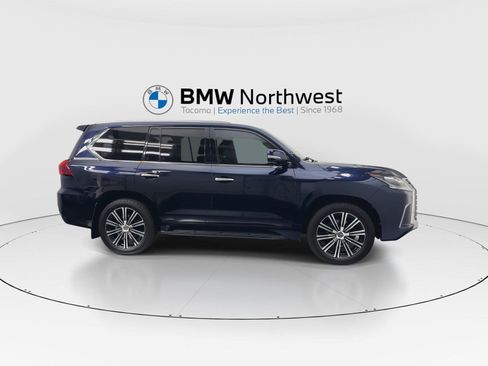 Used 2019 Lexus LX 570 4WD w/ Luxury Package image 5