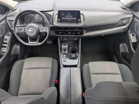 Used 2024 Nissan Rogue SV FWD image 16