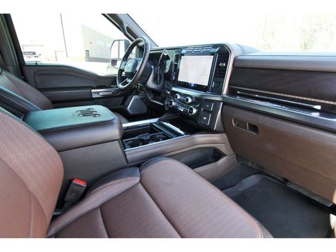 Used 2024 Ford F250 King Ranch w/ FX4 Off-Road Package AWD/4WD image 27