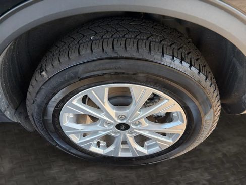 Used 2023 Ford Escape Active AWD/4WD image 41