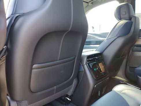 New 2025 Cadillac Escalade IQ Luxury 2 AWD/4WD image 27