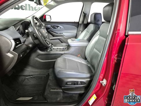 Used 2018 Chevrolet Traverse Premier w/ LPO, Floor Liner Package AWD/4WD image 9