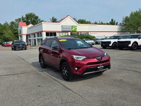 Used 2018 Toyota RAV4 SE w/ Power Extra Value Package AWD/4WD image 33