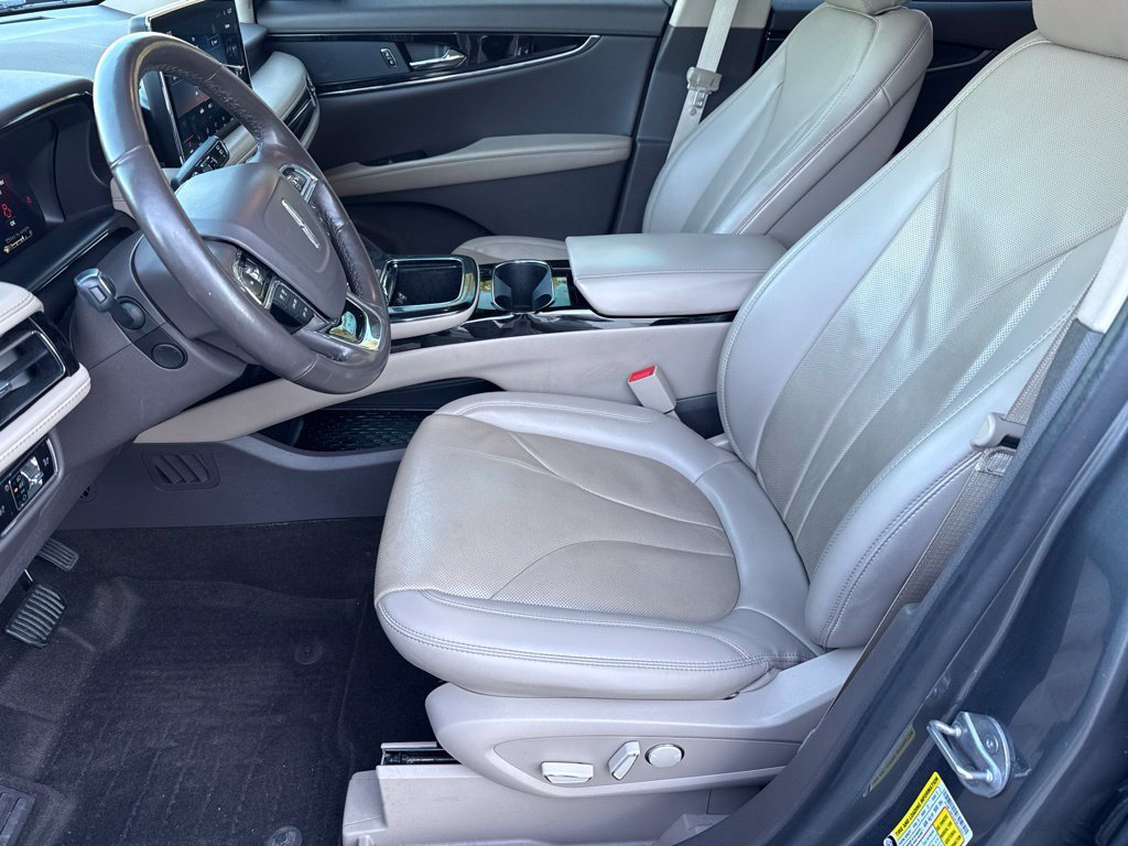 Used 2023 Lincoln Nautilus Reserve AWD/4WD image 22
