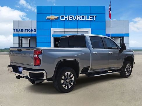 Certified 2024 Chevrolet Silverado 2500 LT image 9