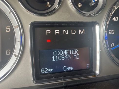Used 2010 Cadillac Escalade Premium AWD/4WD image 10