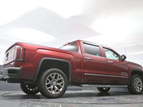 Used 2018 GMC Sierra 1500 SLT w/ SLT Premium Package AWD/4WD image 17
