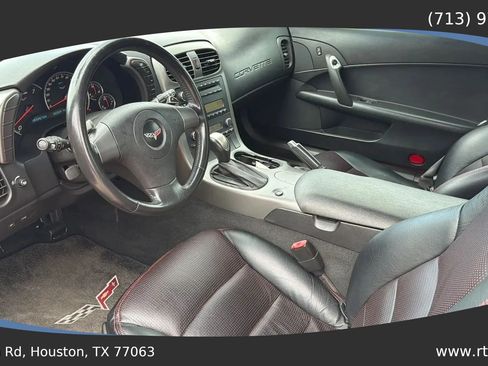 Used 2007 Chevrolet Corvette Coupe RWD image 18