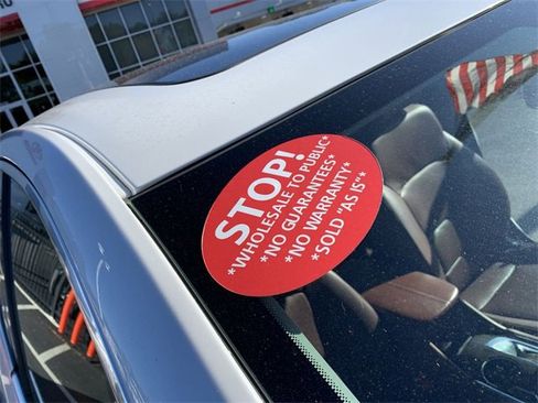 Used 2016 Chevrolet Malibu Premier w/ Driver Confidence Package image 36