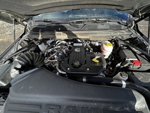 Used 2025 RAM 3500 Big Horn image 17