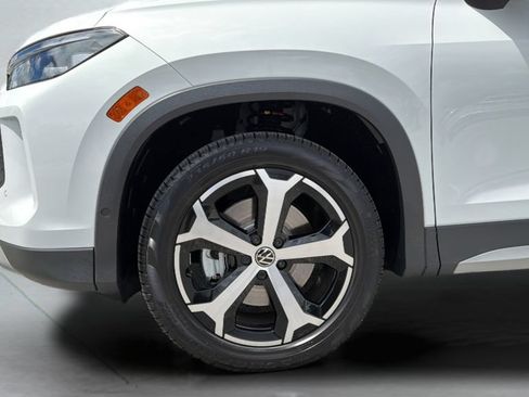 New 2026 Volkswagen Tiguan SE AWD/4WD image 10