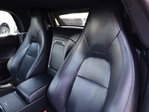 Used 2015 Jaguar F-TYPE S RWD image 9