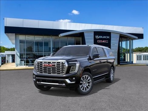 New 2026 GMC Yukon XL Denali w/ Denali Reserve Package AWD/4WD image 8