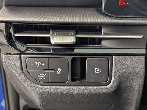 New 2026 Kia Sportage SX image 13