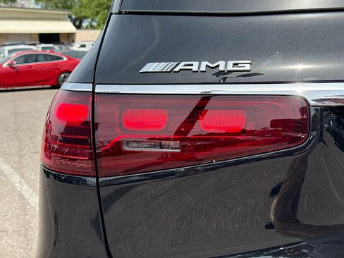 Used 2025 Mercedes-Benz GLS 63 AMG 4MATIC image 10