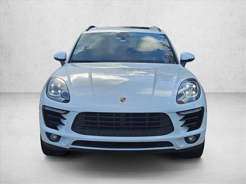Used 2018 Porsche Macan AWD/4WD image 2